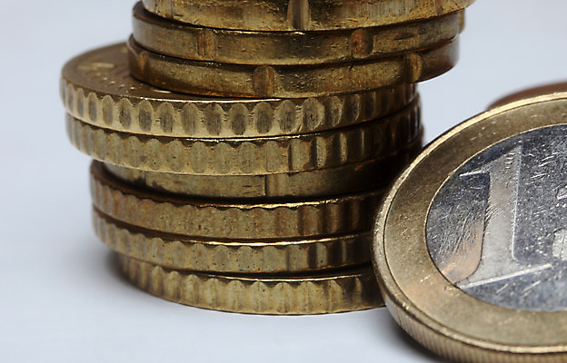 포토 JPG 해외이미지 1 유럽 백그라운드 돈 비즈니스 주택 사람없음 금융 빛 숫자 금속 동전 유로 원형 시장 재산 황금 좌절 구매 은색 심볼 오브젝트 속도 싱글 투자 페이지 센트 해외202004 해외포토 도형 문자 감정 나라 컬러 컨셉 재질 건물 경제 쇼핑 파일형식 이미지허브