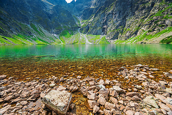 포토 JPG 해외이미지 나무 구름 공원 유럽 호수 여행 자연 벽지 하늘 휴식 산 풍경 사람없음 초록색 물 여름 파란색 반사 계곡 맑음 봄 바위 연못 숲 크리스탈 언덕 에메랄드 광택 폴란드 산악지대 전국 절정 터키석 해외202004 해외포토 자연요소 식물 계절 공공시설 나라 컬러 컨셉 날씨 돌_바위 광석 보석 생태계 파일형식 이미지허브