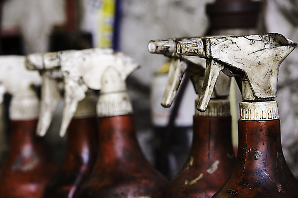 포토 JPG 해외이미지 산업 사람없음 내부 장비 지성 공구 업무 액체 작업실 컨테이너 플라스틱 오브젝트 분무기 노즐 압력 줄서기 해외202004 해외포토 모션 재질 도구 작업 파일형식 이미지허브