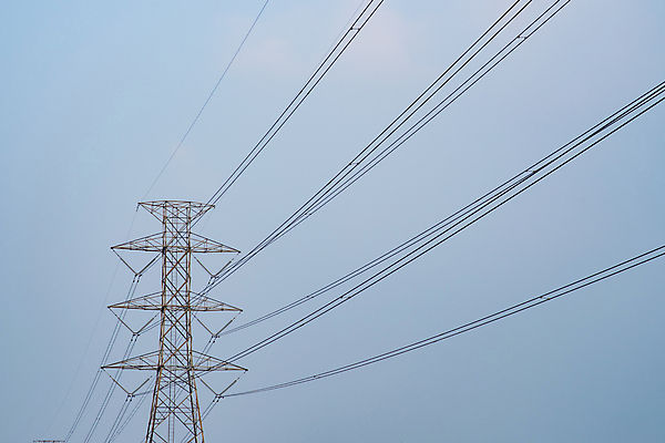 포토 JPG 해외이미지 산업 선 하늘 사람없음 파란색 환경 탑 금속 힘 일몰 에너지 위험 전염 철사 볼트 철탑 공학 전압 철강 공급 해외202004 해외포토 건축물 교육 컬러 컨셉 재질 노을 공구 질병 감염 파일형식 이미지허브