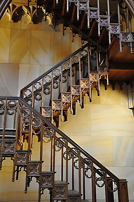 포토 JPG 해외이미지 라이프스타일 디자인 벽 가구 건축양식 주택 실내 미술 사람없음 내부 목재 장식 사무실 문 계단 금속 카펫 방 흰색 화려 고급 철 캐비닛 진열장 벽난로 목공예 단계 라디에이터 옛날 화강암 해외202004 해외포토 나무 건축 컬러 생활용품 컨셉 비즈니스 재료 재질 문화예술 건물 생활 암석 공예 사물함 파일형식 이미지허브