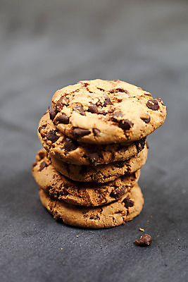 포토 JPG 해외이미지 음식 백그라운드 탁자 디저트 요리 사람없음 목재 갈색 쌓기 쿠키 초콜릿 칠판 흰색 시골 신선 달콤 맛 아침식사 굽기 오브젝트 오트밀 페스츄리 핸드메이드 해외202004 해외포토 나무 빵 컬러 가구 컨셉 재료 모션 식사 구이 파일형식 귀리 이미지허브