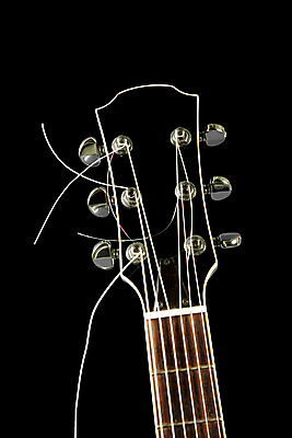 포토 JPG 해외이미지 배너 선 줄 음악 신체 오렌지 버튼 사람없음 빨간색 파티 머리 우주 힘 소리 수확 기구 기타 나사 볼륨 정상 6 복고 초대 볼트 그런지 더블 입력 조율 해외202004 해외포토 컬러 농업 과일 현악기 문화예술 이벤트 신체부위 숫자 공구 파일형식 이미지허브