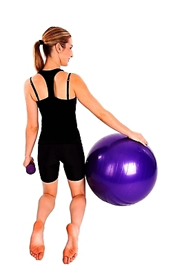 포토 JPG 해외이미지 여자 요가 공 건강 한명 운동 보라색 검은색 아령 기차 흰색 체육관 고립 해외202004 해외포토 1 웰빙 육상교통 컬러 대중교통 사람 파일형식 이미지허브
