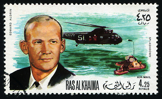 포토 JPG 해외이미지 직업 남자 얼굴 파도 바다 봉투 사람 성인 사람없음 머리 우주비행사 수확 신용카드 메시지 닫기 헬리콥터 편지 스마트 복고 주소 우표 뗏목 심각 옛날 우체국 지능 혼자 해외202004 해외포토 교통수단 컨셉 농업 배_교통 모션 비행기 신체부위 금융 우주 기관 파일형식 이미지허브