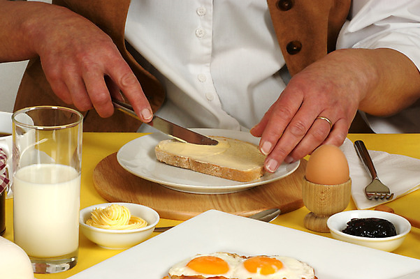 포토 JPG 해외이미지 커피 음식 탁자 아침 건강 사람없음 식당 계란 우유 신선 아침식사 먹기 혼자 해외202004 해외포토 주간 음료 가구 모션 유제품 상점 알 식사 파일형식 이미지허브
