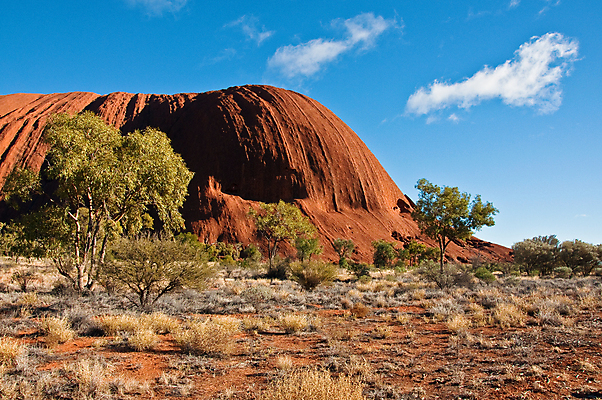 포토 JPG 해외이미지 공원 모래 여행 자연 하늘 산 풍경 사람없음 야외 빨간색 골짜기 사막 뜨거움 호주 땅 언덕 오르기 영토 북쪽 내추럴 오지 해외202004 해외포토 공공시설 컬러 모션 오세아니아 방향 생태계 파일형식 이미지허브
