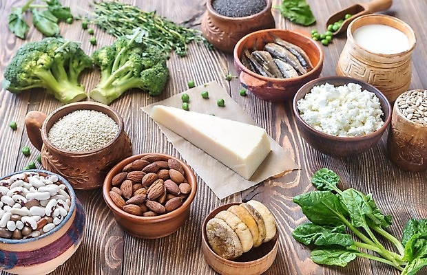 포토 JPG 해외이미지 음식 컨셉 잎 다이어트 채소 해바라기 치즈 콩 건조 건강 종류 어류 씨앗 사람없음 목재 초록색 세트 쌓기 우유 견과류 신장 정상 브로콜리 낟알 다발 시골집 완두콩 깨 아몬드 양귀비 모음 시금치 무화과 백리향 칼슘 해외202004 해외포토 나무 식물 꽃 컬러 과일 식재료 재료 모션 유제품 곡류 주택 수중동물 조미료 비뇨기관 파일형식 이미지허브