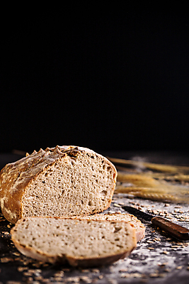 포토 JPG 해외이미지 빵 사람없음 밀 밀가루 곡물빵 빵칼 해외202004 해외포토 음식 곡류 나이프 가루 파일형식 이미지허브