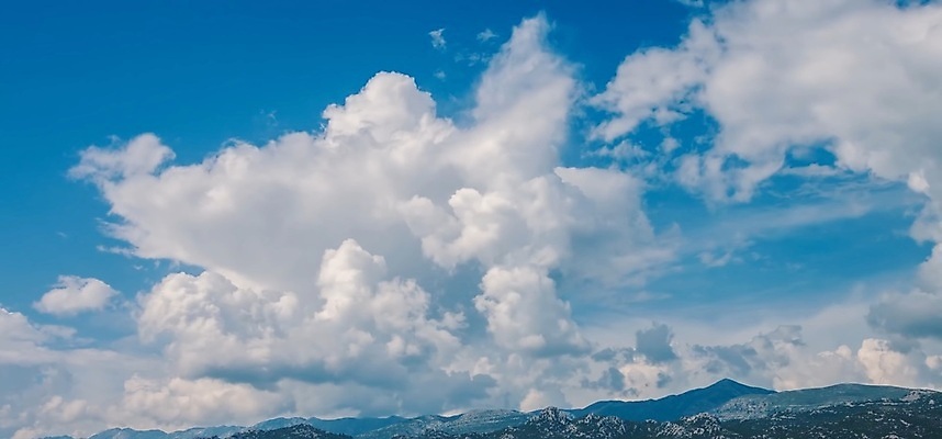 포토 JPG 해외이미지 구름 호수 바다 여행 자연 하늘 산 풍경 사람없음 초록색 물 태양 황혼 일몰 절벽 만 다이빙 크로아티아 내추럴 해외202004 해외포토 자연요소 유럽 컬러 노을 수영 생태계 수중스포츠 파일형식 이미지허브