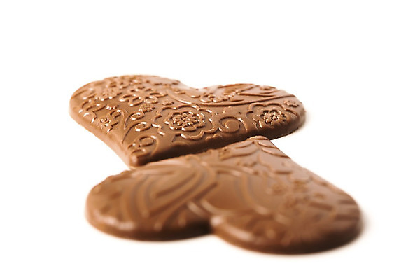 포토 JPG 해외이미지 모양 리본 음식 결혼 백그라운드 컨셉 재료 휴가 디저트 발렌타인데이 사탕 선물 사랑 사람없음 장식 빛 갈색 초콜릿 검은색 어둠 우유 흰색 하트 축하 닫기 달콤 맛 큼 유혹 설탕 심볼 열정 코코아 칭찬 카카오 해외202004 해외포토 감정 음료 컬러 모션 데이이벤트 유제품 이벤트 크기 파일형식 이미지허브