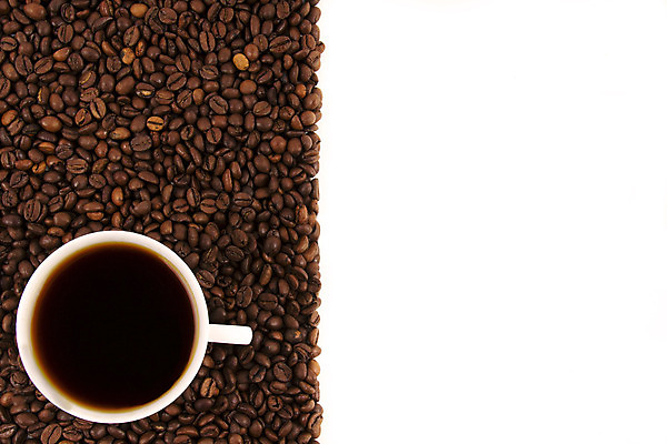 포토 JPG 해외이미지 커피 음료 백그라운드 아침 콩 사람없음 컵 갈색 우주 검은색 어둠 거품 머그컵 원두 흰색 신선 뜨거움 액체 닫기 맛 아침식사 정상 낟알 컵받침 유기농 아로마 향 카푸치노 카페테리아 에스프레소 흙더미 고립 단절 라떼 바이오 백자 아라비카 카페인 필터 해외202004 해외포토 주간 식기 웰빙 컬러 컨셉 모션 곡류 식사 흙 도자기 받침대 파일형식 더미 이미지허브