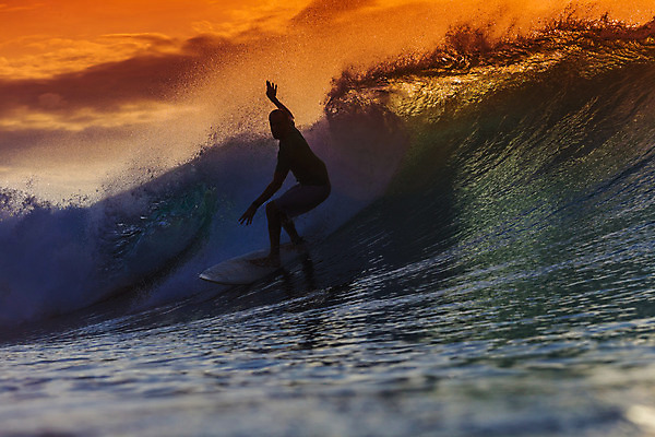 포토 JPG 해외이미지 남자 스포츠 파도 바다 여행 포즈 모션 자연 날씨 통 한명 풍경 야외 물 여름 파란색 운동 일출 힘 일몰 에너지 액체 서핑 떨어짐 승차 위험 발리 인도네시아 태평양 분무기 튜브 서퍼 해외202004 해외포토 자연요소 1 계절 아시아 컬러 섬 컨셉 운동선수 건강 사람 노을 수상스포츠 생태계 파일형식 이미지허브