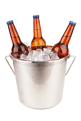 포토 JPG 해외이미지 음료 백그라운드 맥주 사람없음 갈색 금속 얼음 물방울 알코올 투명 양동이 큐브 오브젝트 해외202004 해외포토 자연요소 컬러 재질 주류 파일형식 이미지허브