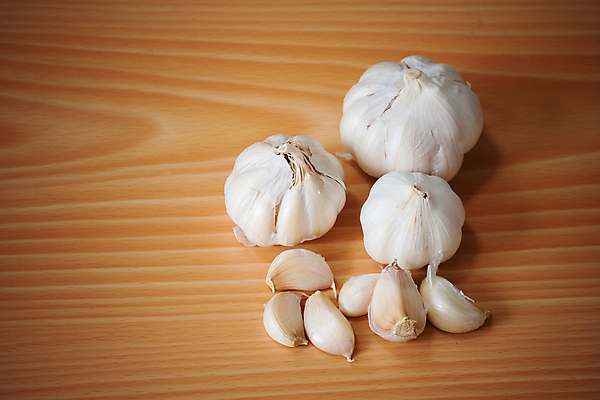 포토 JPG 해외이미지 식물 음식 백그라운드 채소 건강 마늘 사람없음 목재 식사 수확 흰색 신선 그룹 향신료 오브젝트 유기농 내추럴 숙성 해외202004 해외포토 나무 웰빙 컬러 농업 재료 향미료 파일형식 이미지허브