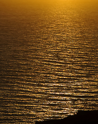 포토 JPG 해외이미지 지구 파도 바다 겨울 자연 날씨 풍경 사람없음 물 평화 일출 환경 황혼 일몰 새벽 광선 가을 분위기 황금 고독 지중해 몰타섬 수평선 해외202004 해외포토 자연요소 계절 감정 섬 컨셉 노을 생태계 몰타 파일형식 이미지허브