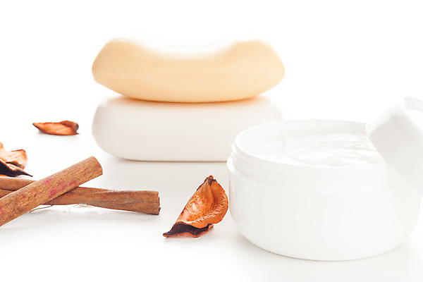 포토 JPG 해외이미지 여자 얼굴 신체 오렌지 건강 사람없음 치료 위생용품 약 스파 목욕 화장품 공백 우유 욕실 흰색 항아리 상품 컨테이너 플라스틱 소중 피부 크림 오브젝트 피부관리 비누 로션 테라피 고립 돌봄 수분크림 위생관리 해외202004 해외포토 산업 컬러 생활용품 컨셉 과일 의학 모션 재질 유제품 관리 사람 신체부위 뷰티 청결 도자기 파일형식 이미지허브