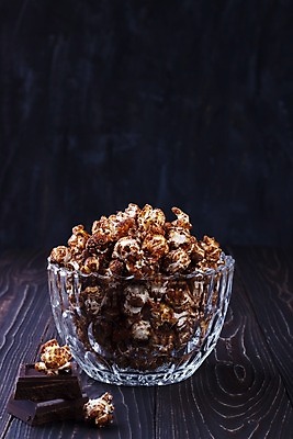 포토 JPG 해외이미지 음식 디저트 옥수수 사람없음 갈색 파티 초콜릿 튀김 대접 그룹 사발 달콤 맛 정크푸드 혼합 설탕 굽기 먹기 오브젝트 팝콘 솜털 짠맛 해로움 캐러멜 해외202004 해외포토 컬러 컨셉 모션 곡류 이벤트 사기그릇 구이 파일형식 이미지허브