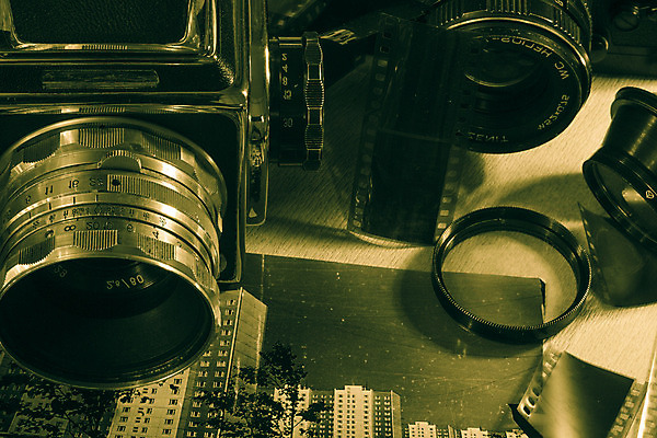 포토 JPG 해외이미지 커플 여자 남자 백그라운드 컨셉 탁자 휴가 프레임 사랑 사람없음 목재 책 갈색 카메라 사진촬영 콘서트 장비 수확 골동품 역사 앨범 사진사 필름 향수 오브젝트 질감 복고 구식 그런지 보관소 옛날 특별함 스타일 해외202004 해외포토 나무 감정 컬러 가구 농업 재료 관계 사람 전자제품 촬영 화장품 공연 작가 저장 파일형식 이미지허브