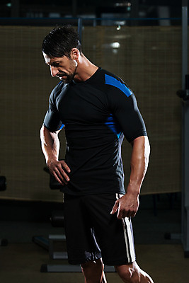 포토 JPG 해외이미지 백인 모델 라이프스타일 남자 스포츠 근육 실내 건강 한명 성인 신체부위 운동복 운동 스트레칭 힘 헬스장 구부린 웨이트트레이닝 보디빌딩 허리 복지 체육관 근육질 에어로빅 궤 성인남자만 해외202004 해외포토 서양인 1 옷 모션 사람 내부 생활 헬스 춤 사회이슈 몸매 남자만 성인만 파일형식 이미지허브