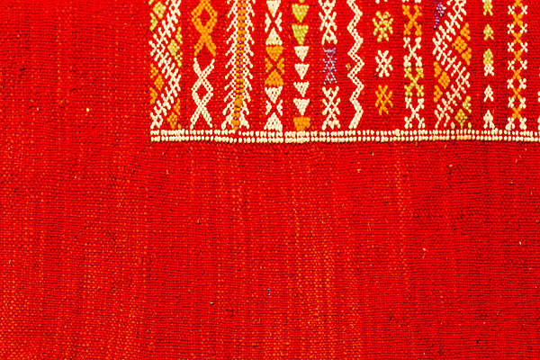 포토 JPG 해외이미지 전통 디자인 산업 아시아 백그라운드 패턴 오렌지 바닥 기술 미술 동양인 사람없음 내부 장식 빨간색 컬러풀 상점 카펫 활발 수확 직물 시장 닫기 중앙 이슬람교 무역 질감 매듭 동쪽 수공예 양모 아랍어 옛날 이란 짜기 핸드메이드 해외202004 튀르키예 해외포토 나라 종교 컬러 컨셉 무늬 농업 과일 중동 모션 문화예술 인종 공예 방향 파일형식 이미지허브