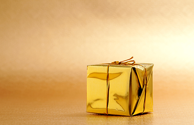 포토 JPG 해외이미지 전통 리본 종이 크리스마스 포장 휴가 새로움 발렌타인데이 선물 이벤트 사람없음 장식 빛 상자 노란색 축제 놀람 덮개 축하 생일 황금 닫기 연도 활 기부 해외202004 해외포토 기념일 감정 컬러 컨셉 모션 데이이벤트 표정 뚜껑 파일형식 이미지허브