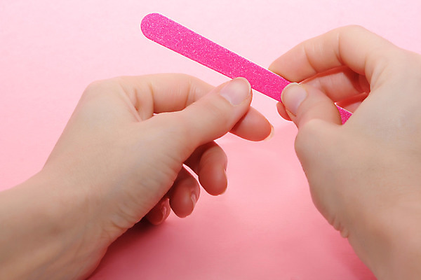 포토 JPG 해외이미지 손 여자 분홍색 사람없음 손톱 파일 돌봄 위생관리 해외202004 해외포토 컬러 모션 관리 사람 신체부위 파일형식 이미지허브