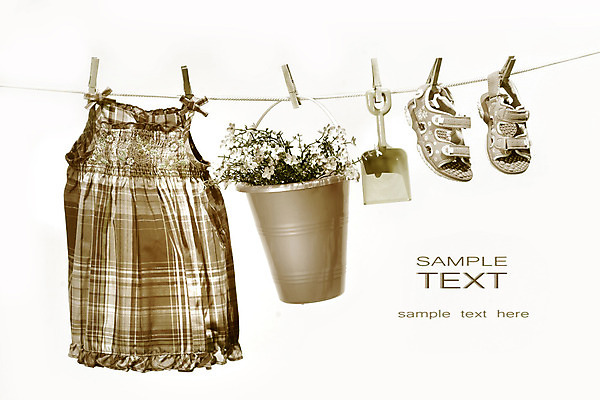 포토 JPG 해외이미지 드레스 옷 꽃 어린이 선 줄 신발 컨셉 장난 바지 놀이 건조 집게 사람없음 야외 여름 컬러풀 장난감 우주 봄 젖음 흰색 신선 빨래 빨랫줄 삽 양동이 오브젝트 클립 빨래집게 고립 해외202004 해외포토 식물 계절 컬러 가사 하의 사람 파일형식 이미지허브