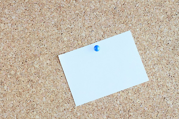 포토 JPG 해외이미지 종이 비즈니스 사람없음 사무실 우주 쪽지 공책 공백 정보 메시지 압정 알림 코르크 시트 패드 코르크보드 카피스페이스 해외202004 해외포토 문구용품 알림판 사무용품 파일형식 이미지허브