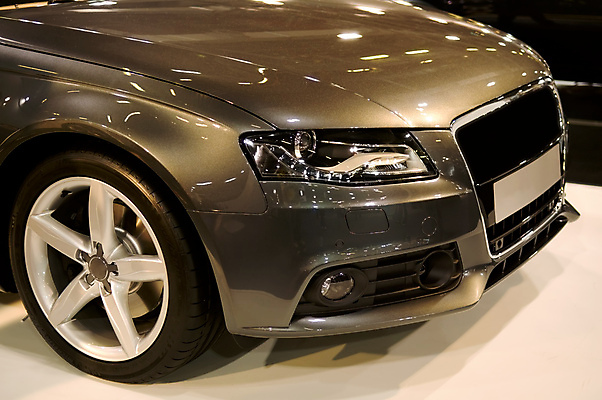 포토 JPG 해외이미지 모양 디자인 컨셉 교통시설 자동차 설명 사람없음 빛 반사 금속 검은색 기계 공연 바퀴 고급 우아함 매끈함 속도 쇼 광택 모터 엑스포 이국적 자동 스타일 해외202004 해외포토 육상교통 컬러 교통 모션 재질 이벤트 감각 시설 파일형식 이미지허브