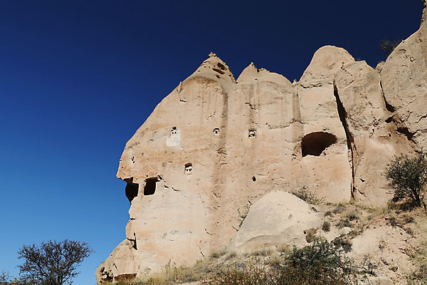 포토 JPG 해외이미지 여행 자연 산 요정 카파도키아 풍경 사람없음 계곡 암석 바위 동굴 언덕 부식 박물관 사암 칠면조 지질학 해외202004 해외포토 교육 조류 돌_바위 생태계 파일형식 튀르키예 이미지허브