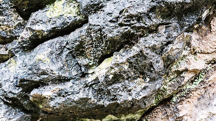 포토 JPG 해외이미지 디자인 벽 백그라운드 컨셉 자연 벽지 표면 산 사람없음 장식 검은색 어둠 젖음 수확 바위 거친 질감 판 내추럴 강렬 그런지 지질학 콘크리트 화강암 해외202004 해외포토 교육 컬러 농업 암석 돌_바위 생태계 파일형식 이미지허브