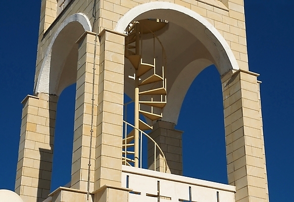 포토 JPG 해외이미지 전통 유럽 기독교 종교 문화 벽 여행 건축양식 하늘 바닥 나선형 사람없음 건물 여름 파란색 햇빛 교회 계단 탑 바위 지중해 단계 그리스인 스타일 해외202004 해외포토 사이프러스공화국 서양인 건축물 계절 건축 나라 바다 컬러 무늬 종교건축 태양 돌_바위 파일형식 이미지허브