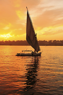 포토 JPG 해외이미지 실루엣 여행 요트 오렌지 교통시설 아프리카 하늘 항해 파노라마 이집트 풍경 사람없음 야외 강 태양 일출 항구 일몰 새벽 사막 도시 보트 강가 크루즈 함선 모터보트 북쪽 타운 모터 해외202004 해외포토 자연요소 나라 교통 배_교통 과일 촬영기법 노을 방향 시설 파일형식 이미지허브