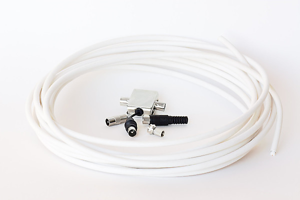 포토 JPG 해외이미지 산업 백그라운드 통신 사람없음 전자제품 텔레비전 흰색 수리 연결 그림 철사 실타래 팁 해외202004 해외포토 컬러 파일형식 이미지허브