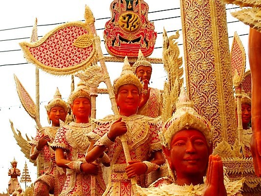 포토 JPG 해외이미지 전통 아시아 종교 문화 선 조각 여행 백그라운드 불교 건축양식 태국 불 휴가 미술 사람없음 컬러풀 노란색 머리 축제 기도 용 축하 사찰 고급 치아 승려 연도 명상 천연기념물 몬스터 신앙심 스타일 디테일 해외202004 해외포토 자연요소 건축 나라 컬러 컨셉 종교건축 문화예술 신체부위 소화기관 성직자 파일형식 이미지허브