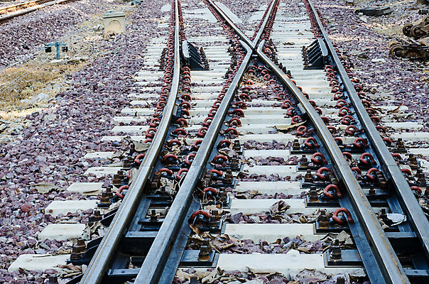포토 JPG 해외이미지 나무 도로 길 선 여행 교통시설 자연 항해 풍경 사람없음 야외 초록색 컬러풀 기차 흰색 방향 철 속도 장면 공상 방법 선로 철강 수평선 해외202004 해외포토 식물 육상교통 컬러 교통 배_교통 대중교통 시설 생태계 파일형식 이미지허브