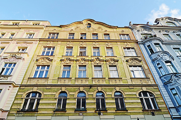 포토 JPG 해외이미지 유럽 건축양식 하늘 거리 사람없음 건물 장식 초록색 파란색 노란색 줄무늬 회색 역사 체코 프라하 바로크 보헤미아 옛날 해외202004 해외포토 건축물 건축 나라 컬러 무늬 파일형식 이미지허브