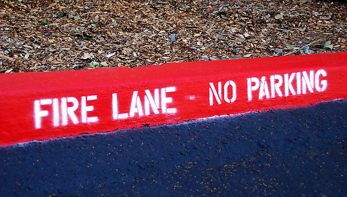 포토 JPG 해외이미지 템플릿 디자인 도로 길 벽 백그라운드 일러스트 교통시설 자동차 하늘 불 문구용품 벽돌 거리 그림자 안전 사람없음 빨간색 파란색 금속 검은색 금지 흰색 긴급 신용카드 경찰 역 주차 소방관 편지 심볼 사인 질감 레이아웃 클립 법 봉 공지사항 제비 고립 그만 자동 제어 해외202004 해외포토 자연요소 직업 육상교통 컬러 교통 재질 조류 금융 구조원 소방 오브젝트 시설 파일형식 이미지허브