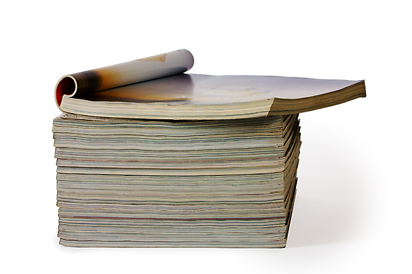 포토 JPG 해외이미지 교육 종이 백그라운드 비즈니스 사람없음 책 가로 빛 사무실 독서 유행 쌓기 자료 재활용 정보 흰색 그룹 기자 신문 중앙 잡지 인쇄 다발 오브젝트 문서 멀리 흙더미 월 고립 조언 줄서기 출판 해외202004 해외포토 직업 컬러 모션 간행물 흙 날짜 뉴스 친환경 파일형식 더미 이미지허브