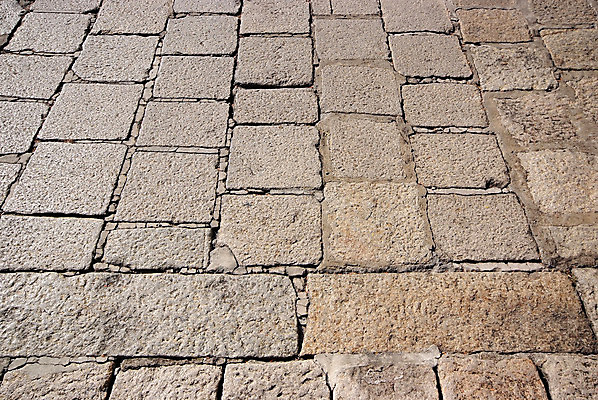 포토 JPG 해외이미지 모양 전통 디자인 영어 도로 길 선 백그라운드 패턴 건축양식 표면 추상 벽돌 영국 잉글랜드 거리 바닥 사람없음 빛 스크린 검은색 어둠 블록 회색 수확 조약돌 바위 시골 고속도로 역사 닫기 오솔길 큐브 휴양지 질감 정사각형 땅바닥 방법 옛날 화강암 해외202004 해외포토 도형 문자 건축 유럽 컬러 무늬 농업 교통시설 모션 장소 암석 돌_바위 파일형식 이미지허브