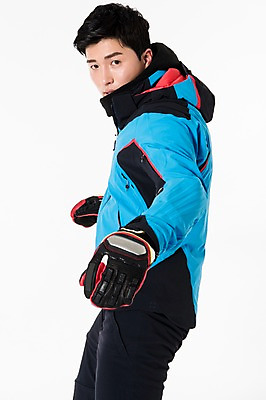 포토 JPG 스튜디오촬영 남자 스포츠 포즈 겨울 사진 모션 겨울스포츠 실내 한명 서기 성인 옆모습 30대 한국인 흰배경 스키복 남자한명만 성인남자한명만 국내포토 1 옷 계절 뷰포인트 백그라운드 스키 사람 동양인 내부 장년 흰색 남자만 성인남자만 파일형식