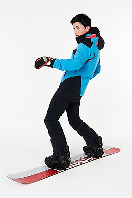 포토 JPG 스튜디오촬영 남자 스포츠 포즈 겨울 사진 모션 겨울스포츠 실내 한명 서기 성인 옆모습 30대 한국인 스노우보드 흰배경 스키복 남자한명만 성인남자한명만 국내포토 1 옷 계절 뷰포인트 백그라운드 스키 사람 동양인 내부 장년 흰색 보드_스포츠 남자만 성인남자만 파일형식