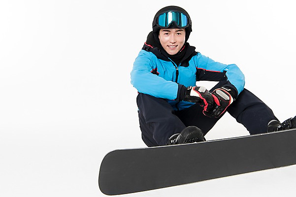 포토 JPG 스튜디오촬영 남자 스포츠 포즈 겨울 사진 모션 겨울스포츠 실내 한명 서기 웃음 성인 앞모습 30대 한국인 스노우보드 흰배경 스키복 남자한명만 성인남자한명만 국내포토 1 옷 계절 뷰포인트 백그라운드 스키 표정 사람 동양인 내부 장년 흰색 보드_스포츠 남자만 성인남자만 파일형식