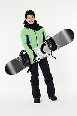 포토 JPG 스튜디오촬영 남자 스포츠 포즈 겨울 사진 모션 겨울스포츠 실내 한명 서기 웃음 들기 성인 앞모습 30대 한국인 스노우보드 흰배경 스키복 남자한명만 성인남자한명만 국내포토 1 옷 계절 뷰포인트 백그라운드 스키 표정 사람 동양인 내부 장년 흰색 보드_스포츠 남자만 성인남자만 파일형식