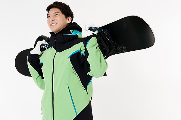 포토 JPG 스튜디오촬영 남자 스포츠 포즈 겨울 사진 모션 겨울스포츠 실내 한명 서기 웃음 성인 앞모습 30대 한국인 스노우보드 흰배경 스키복 남자한명만 성인남자한명만 국내포토 1 옷 계절 뷰포인트 백그라운드 스키 표정 사람 동양인 내부 장년 흰색 보드_스포츠 남자만 성인남자만 파일형식