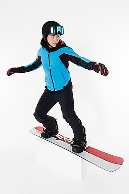 포토 JPG 스튜디오촬영 남자 스포츠 포즈 겨울 사진 모션 겨울스포츠 실내 한명 서기 성인 앞모습 30대 한국인 스노우보드 흰배경 스키복 남자한명만 성인남자한명만 국내포토 1 옷 계절 뷰포인트 백그라운드 스키 사람 동양인 내부 장년 흰색 보드_스포츠 남자만 성인남자만 파일형식