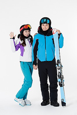 포토 JPG 스튜디오촬영 커플 여자 남자 스포츠 포즈 겨울 사진 모션 스키 겨울스포츠 실내 서기 웃음 손짓 성인 두명 앞모습 옆모습 30대 친구 한국인 잡기 흰배경 스키복 성인만 어깨에손 국내포토 옷 계절 뷰포인트 백그라운드 관계 표정 사람 동양인 내부 장년 흰색 파일형식