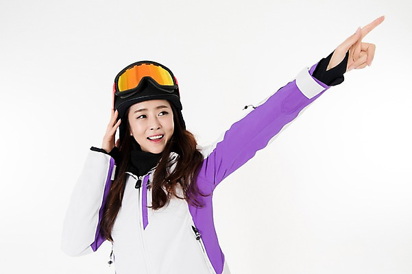 포토 JPG 스튜디오촬영 여자 스포츠 포즈 겨울 사진 모션 겨울스포츠 실내 한명 서기 웃음 성인 앞모습 30대 한국인 가리킴 흰배경 스키복 포인트 여자한명만 성인여자한명만 국내포토 1 옷 계절 뷰포인트 백그라운드 스키 표정 사람 동양인 손짓 내부 장년 금융 흰색 여자만 성인여자만 파일형식