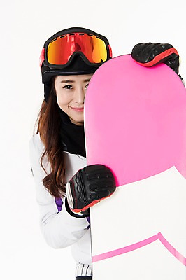 포토 JPG 스튜디오촬영 여자 스포츠 포즈 장갑 겨울 사진 모션 겨울스포츠 실내 한명 서기 웃음 성인 앞모습 30대 한국인 글러브 글로브 잡기 스노우보드 흰배경 스키복 흰장갑 산타장갑 망사장갑 스키장갑 여자한명만 성인여자한명만 국내포토 1 잡화 옷 계절 스포츠용품 뷰포인트 백그라운드 스키 표정 사람 동양인 내부 장년 흰색 보드_스포츠 여자만 성인여자만 파일형식